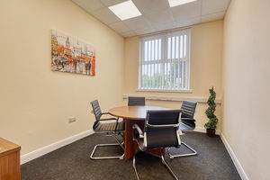Commercial Meeting Room- click for photo gallery